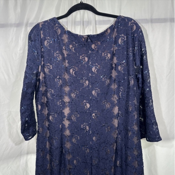 NEW $199‎ ALEX EVENINGS [ 18 R ] Sequined Lace Mermaid Gown in Navy Tan - Picture 11 of 12
